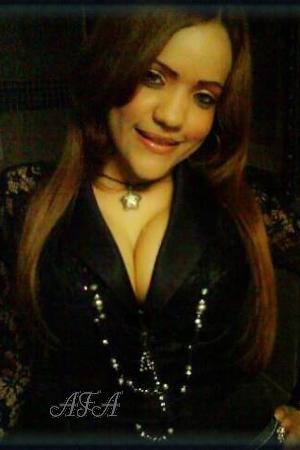 151209 - Noris Age: 39 - Dominican Republic