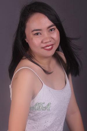 185743 - Queency Age: 30 - Philippines