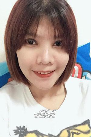 191818 - Nutthida Age: 43 - Thailand