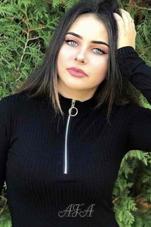 193852 - Valentina Age: 20 - Ukraine