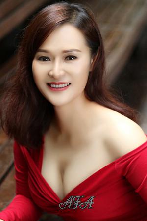 196482 - Suyin Age: 43 - China