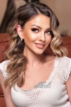 212837 - Julia Age: 37 - Ukraine