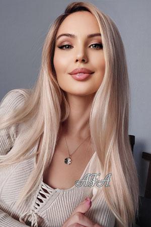 215323 - Veronica Age: 30 - Ukraine