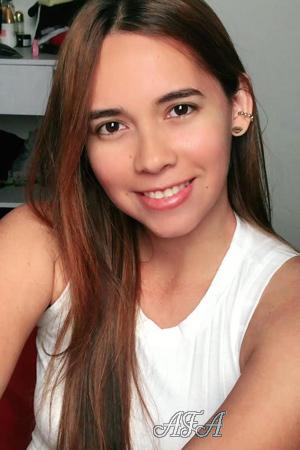 217747 - Julieth Age: 29 - Colombia