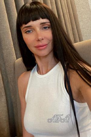 220298 - Marina Age: 45 - Ukraine