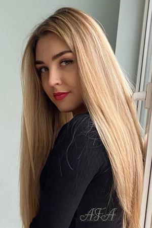 220575 - Anna Age: 26 - Ukraine