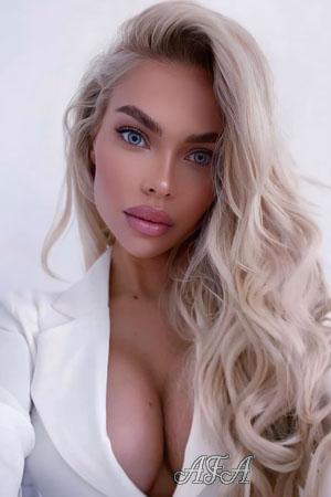 220636 - Michaela Age: 34 - Czech Republic