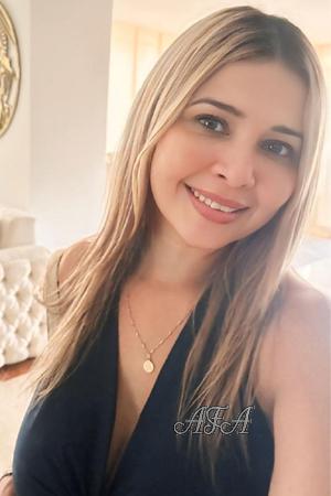 220761 - Katia Age: 45 - Colombia
