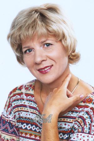 52254 - Svetlana Age: 43 - Ukraine