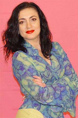 68013 - Natalia Age: 42 - Ukraine