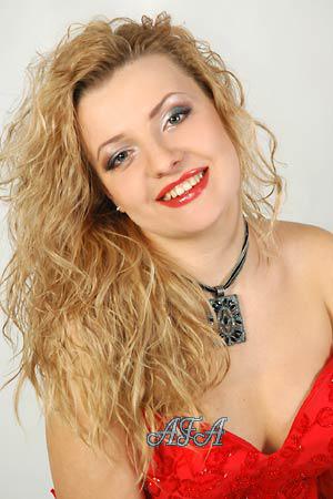 77016 - Svetlana Age: 29 - Ukraine