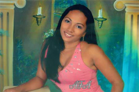 77825 - Rosa del Carmen Age: 28 - Colombia